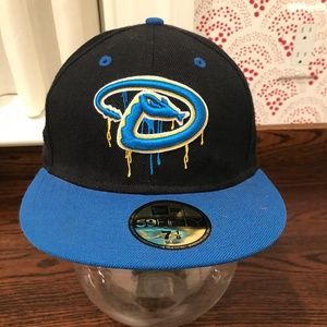 Arizona Diamond Backs Fitted Size 7 1/8 Spraypaint